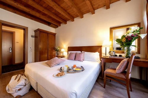 Hotel Venice Resort image 49